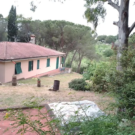 Piccolo Immerso Nella Campagna 아파트 *